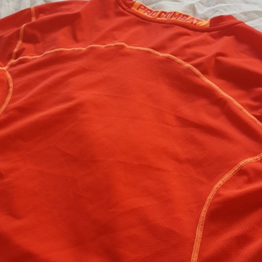 Nike Pro Combat 2.0 Fitted Short Sleeve Shirt - Picture 6 of 6